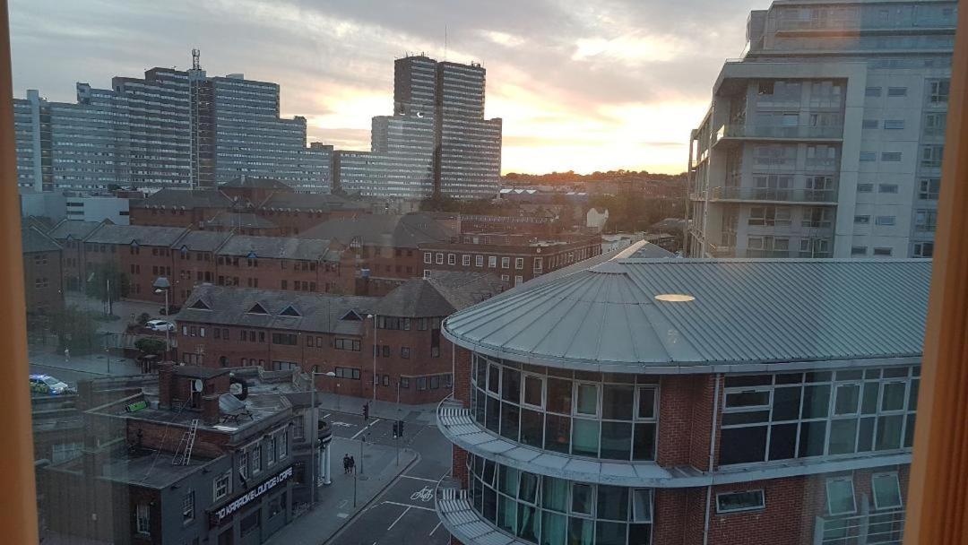 Marco Island -Spacious City Centre 2 Bedroom Apartment Nottingham Exterior foto