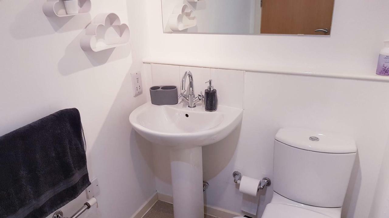 Marco Island -Spacious City Centre 2 Bedroom Apartment Nottingham Exterior foto